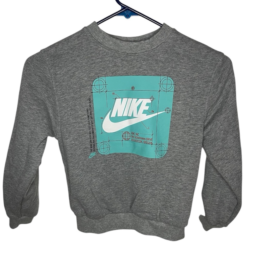 Nike Heather Gray Crew Neck Center Graphic Sweatshirt- Litttle Kid Large 7